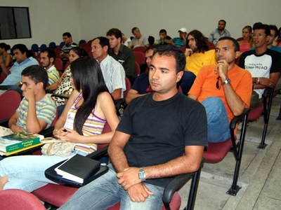 Público presente à abertura do Congresso Acadêmico em Arapiraca