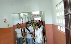 Candidatos na saída das provas. Foto: Dulce Melo