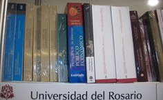 Livros das editoras internacionais à venda na Bienal