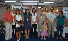 Equipe Embrapa comemora lançamentos