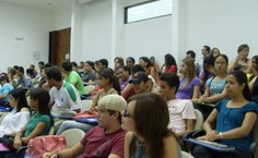 Alunos presentes ao debate