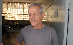 Prof. Cesar Peixoto durante a realização do minicurso Geodésia no Igdema