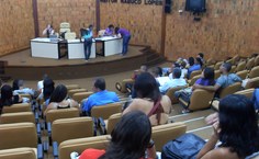 Matrículas acontecem nas unidades e também no auditório da reitoria