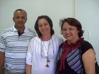 Da esquerda para a direita: professor Cícero Albuquerque, diretor do polo, Marinez Coral, coordenadora do Curso de Serviço Social, e Édila Canuto, da Secretaria Municipal de Cultura