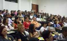 Auditório lotado no primeiro encontro