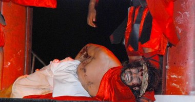 Servidor faz papel de Jesus na Paixão de Cristo