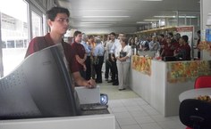 Apresentação da página no twitter e do terminal de consulta