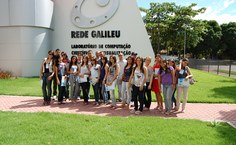 Estudantes do polo Palmeira também visitaram o LCCV