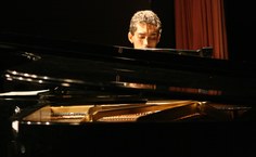 Jairo Thiersch em uma de suas apresentações