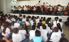 Concerto didático no Caic Jorge de Lima