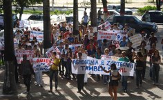 Manifestação dos estudantes por melhorias no Ceca