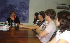 Reitora parabeniza os estudantes e faz recomendações