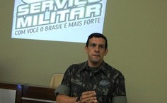 O major Júnior da 7ª região militar tirou as dúvidas dos alunos