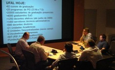 Josealdo Tonholo apresentou dados da Ufal