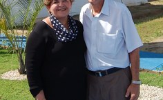 Reitora Ana Dayse e o homenageado Lautheney Perdigão