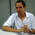 Professor da Unidade de Ensino de Penedo vai para pós-doutorado na Espanha