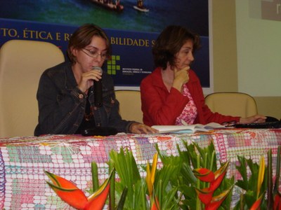 Conferência de abertura com a profª Nora Krawczyk, da Unicamp