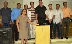 Primeiro TCC apresentado foi comemorado por todos