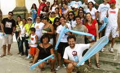 voluntários comemoraram o sucesso da mobilização