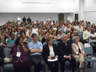 O auditório estava lotado na abertura do encontro