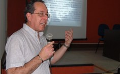 Mario abordou as dificuldades na classificação dos temas interdisciplinares