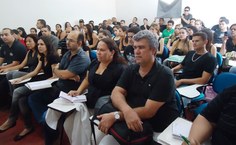 Alunos e professores reivindicaram as melhorias para o curso