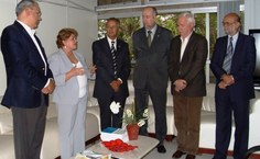 Encontro da Reitora, Governador, Sachs ocorreu no Gabinete da Reitora