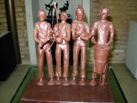 Escultura em homenagem à cultura afrobrasileira