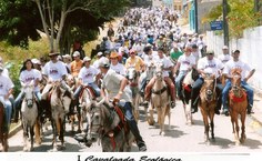 Cavalgada do ano passado percorreu várias trechos do município