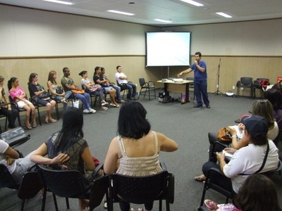 Participantes são convidados a contar suas histórias