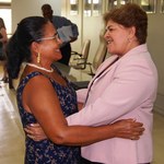 Emoção e história de superação marcam posse de novos servidores