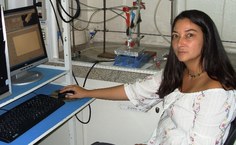 Professora Adriana Ribeiro iniciou as pesquisas em polímeros condutores na Unicamp