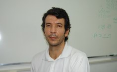Professor Humberto Barbosa, coordenador do Lapis