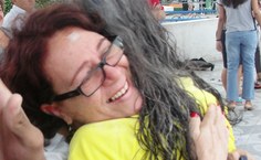 Mulheres comemoram aprovação no vestibular do Sertão