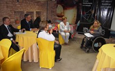 A deputada federal Rosinha da Adefal reforçou a importância da educação