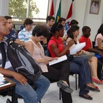 Bate-papo com estudantes revela benefícios e dificuldades nos intercâmbios