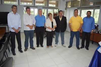 A apresentação do troféu contou com a presença de representantes da educação e do esporte em Alagoas