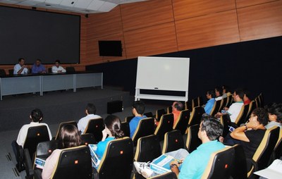 Participam do curso alunos de Engenharia Civil e Arquitetura