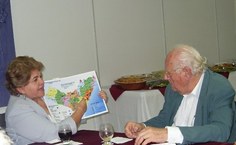 Reitora mostra a expansão da Ufal em Alagoas ao professor Sachs