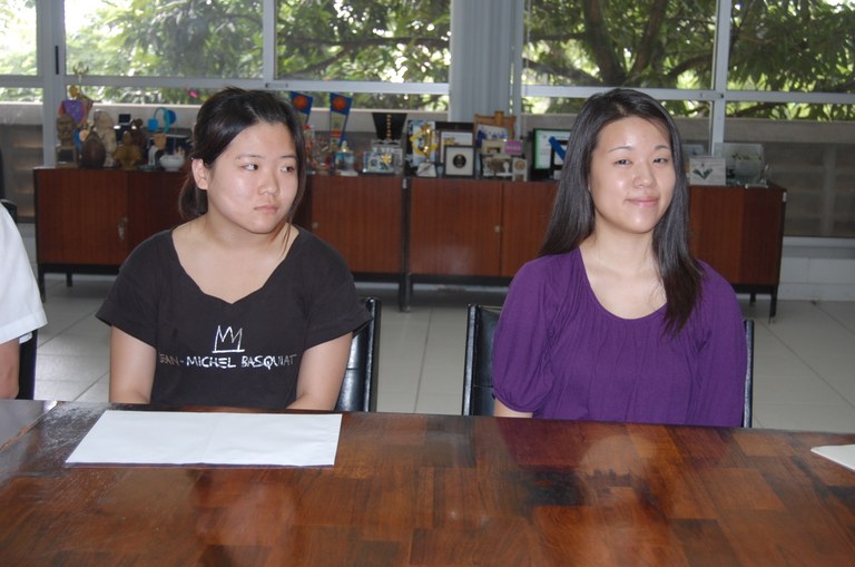 Shirley Peng e Mei Shen, irão estudar no IQB