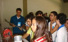 Alunos dos centros de ensino do município visitaram as instalações do Centro de Tecnologia.