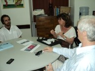 Diretor do MTB, Wagner Chaves, Profª Maria Luísa Garcia e o Prof. Eugênio Araújo da Casa-Museu Abel Salazar