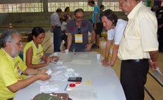 Iniciada a contagem dos votos