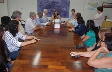 Equipe reunida para a posse da de Sílvia Cardeal