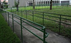 Rampas de acesso à Biblioteca Central