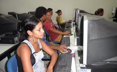 Curso de inclusão digital na Faculdade de Economia, Administração e Contabilidade (Feac)
