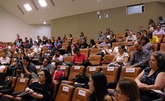 Profissionais e estudantes da área prestigiam o seminário