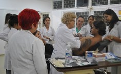 Alunos de Enfermagem recebem terinamento