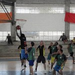Curso de Educação Física oferece esportes para comunidade acadêmica