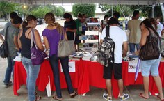 Comunidade prestigia o feirão